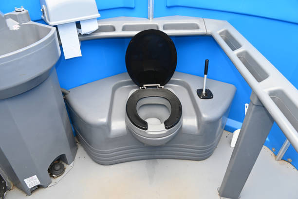 Best Construction site porta potty rental  in Hutchinson, KS